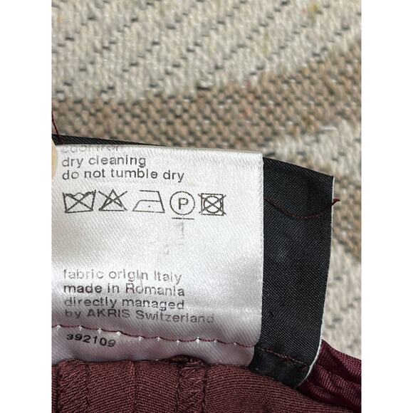 AKRIS slim stretch skinny viscose interior slit hem burgundy pants, size 4 - Picture 13 of 13
